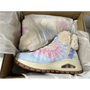 Skechers Multicolor Tie-Dye Fur Boots